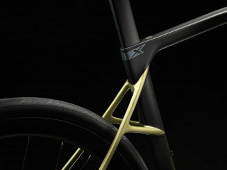 PINARELLO X9 SRAM RED AXS